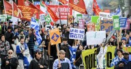 Hundreds of Montrealers join march calling for Quebec independence