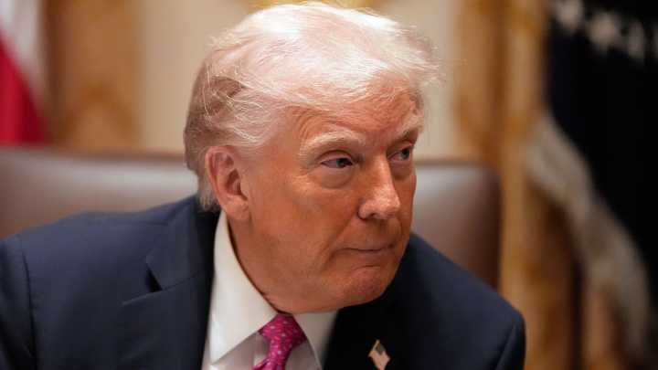 Trump insiste en que España merece una "reprimenda" por el gasto en defensa pero reconoce que depende de la OTAN
