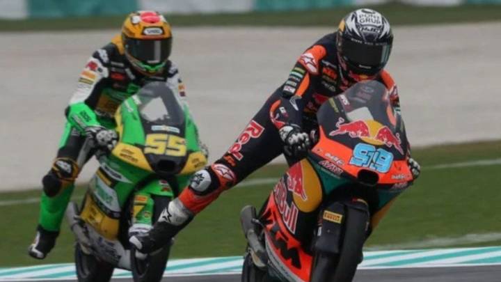 Durísimo choque en Moto 3 en el GP de Malasia