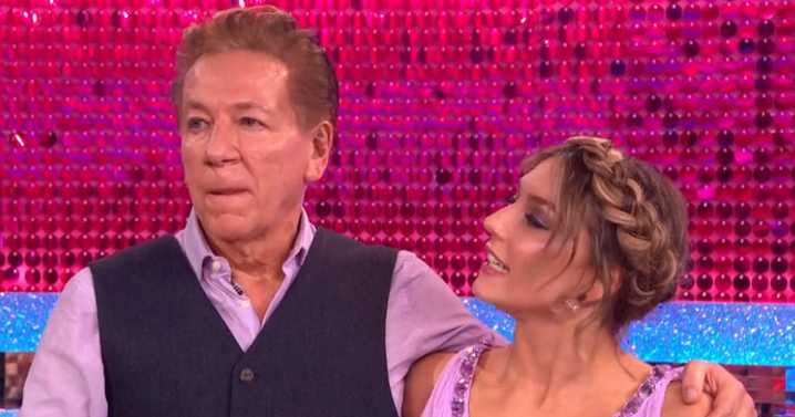 Strictly Come Dancing's Ross King breaks down in tears after heartfelt admission