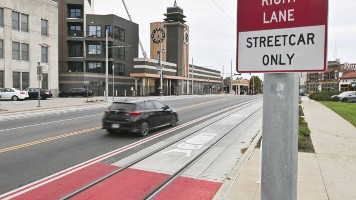 Kansas City Streetcar's extension has changed how to drive on Main Street. Here's a guide