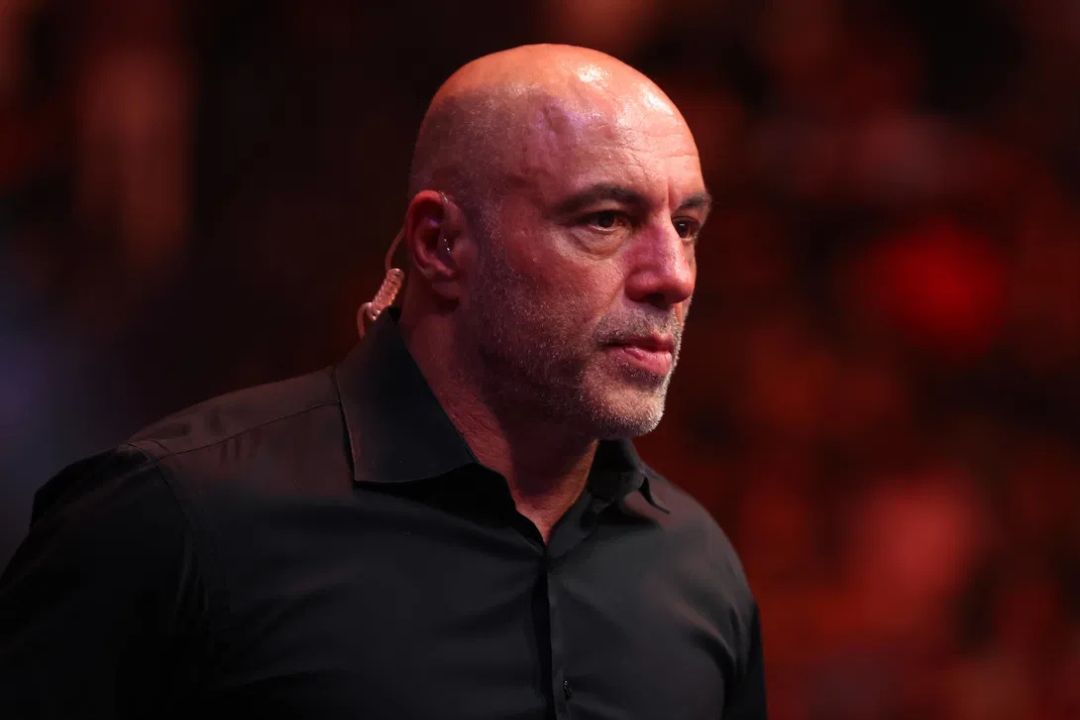 Joe Rogan Stands Up for Struggling UFC Fighters Against Judging Errors Costing $15K Bonus