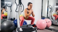 Is a Vibration Plate the Ultimate Weight Loss Hack? We Consulted the Pros