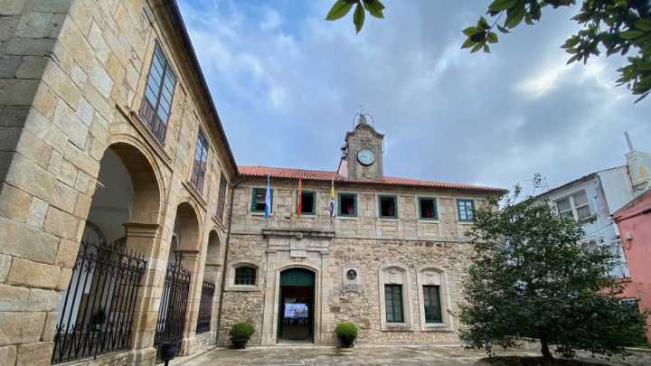 Conflicto en Ortigueira: el comité de empresa convoca movilizaciones por "trato vejatorio" al personal del servicio de ayuda en el hogar