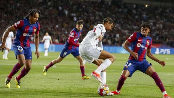 Barcelona recibe al PSG en un duelo estelar de Champions League