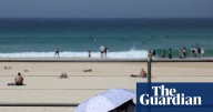 Afternoon Update: heatwave and wild winds grip nation; Palestinians with Australian visas trapped in Gaza; and Hollywood A