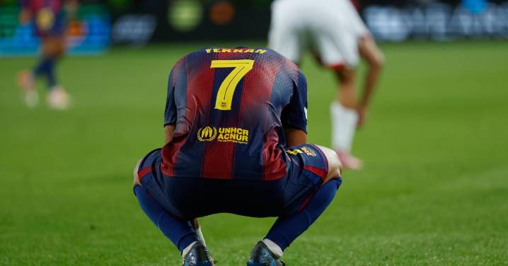 PSG sinks Barcelona with late winner in the Champions League and Man City held by Monaco