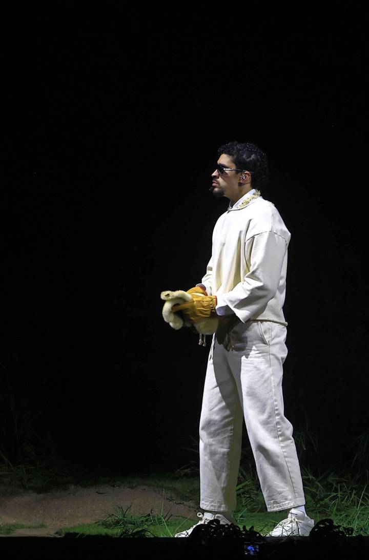Bad Bunny revela que le hubiera gustado contar con Tego Calderón y Drake en su residencia