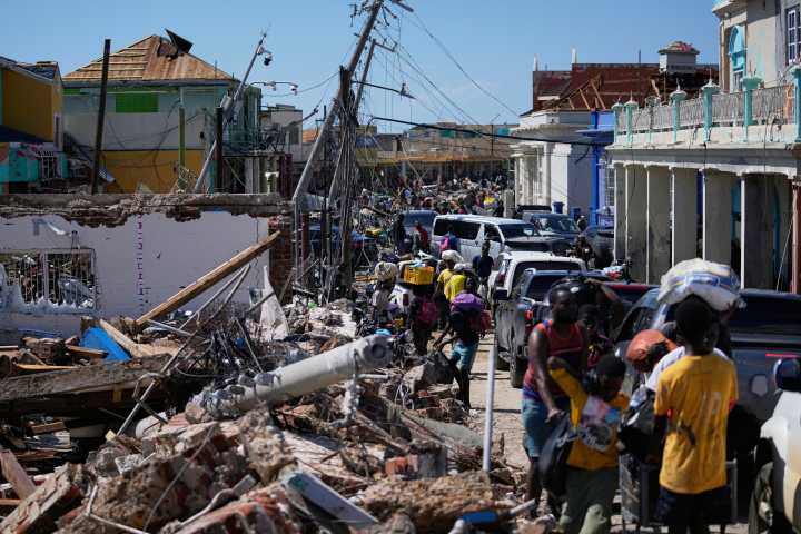 Samaritan's Purse disaster response team heads to Jamaica with hurricane relief supplies