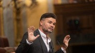 Rufián dice que “el drama de la vivienda” puede acabar con el Gobierno y propone intervenir el mercado