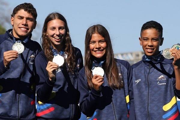 Cuatro nuevos oros para Colombia en clavados en el Sudamericano de Deportes Acuáticos