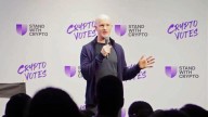 U.S. Senators Get 250K Letters Calling for Protection of Stablecoin Yields