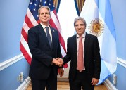 El mensaje de Scott Bessent a Luis Caputo en el inicio de la cumbre en Estados Unidos