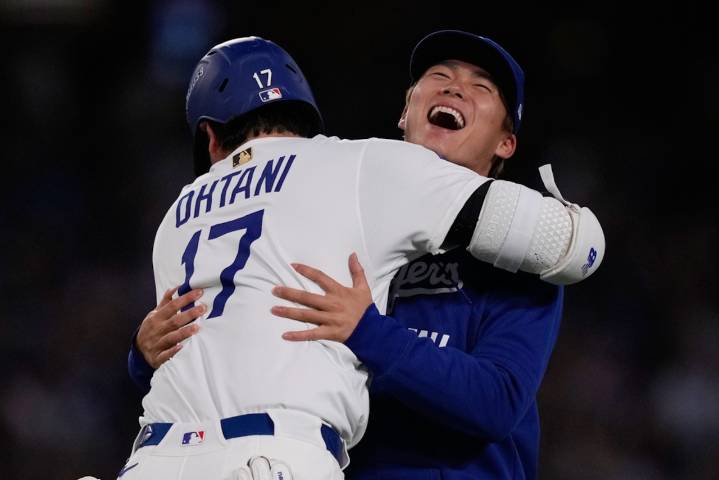 How to watch Los Angeles Dodgers NLCS game: MLB free live stream