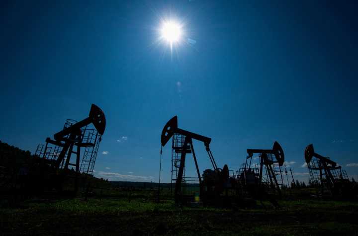 Oil jumps after Russia sanctions; stocks, US yields inch higher