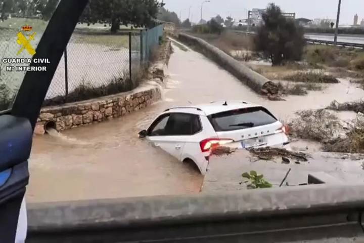 La Generalitat declara la situación de emergencia en cinco comarcas del sur de Cataluña por las intensas lluvias y suspende las clases