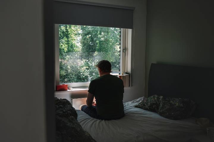 Dear Annie: Since my parents passed, my relationship with my brothers has crumbled