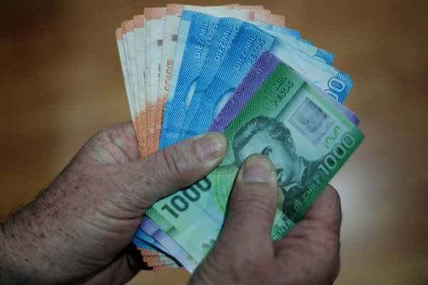 ¿Dinero para cesantes? Estado pagará beneficios clave en octubre