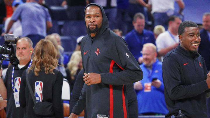 Rockets’ KD’s Loud Clapback At Thunder Fans Caught on Camera: ‘Boo You Too, Mothaf****r’
