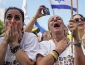 Familias de rehenes contra una tregua sin sus muertos