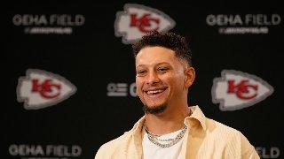 Tricks and treats: Chiefs are hoodwinking defenses with creative plays; there's a reason for 'em