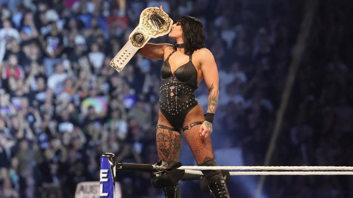 WWE Perth: Consumer Protection warns fans of ticket scalpers for near sell