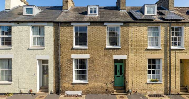 Beautiful period townhouse for sale in one of the best places to live in Cambridgeshire