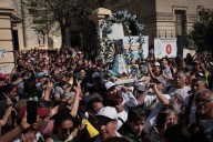 Devoción católica. Miles de jóvenes y familias peregrinan desde muy temprano hacia Luján