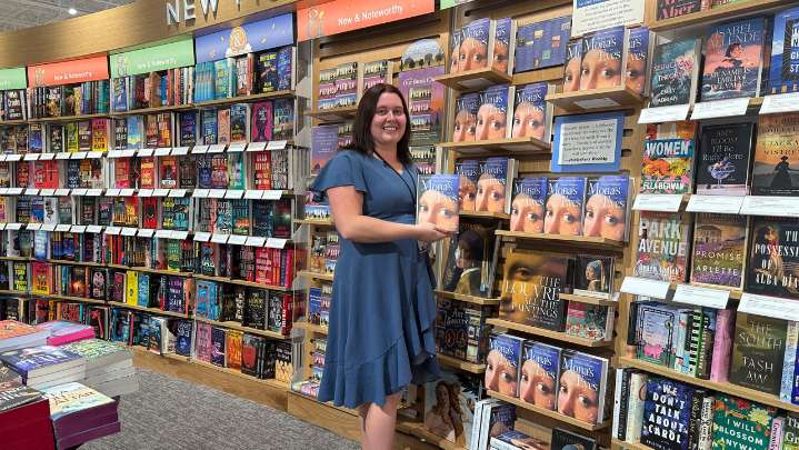 Bookstores are back and growing across Texas and the U.S.