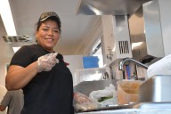 Latinas generan más de $1B en EE.UU. pero ganan solo la mitad