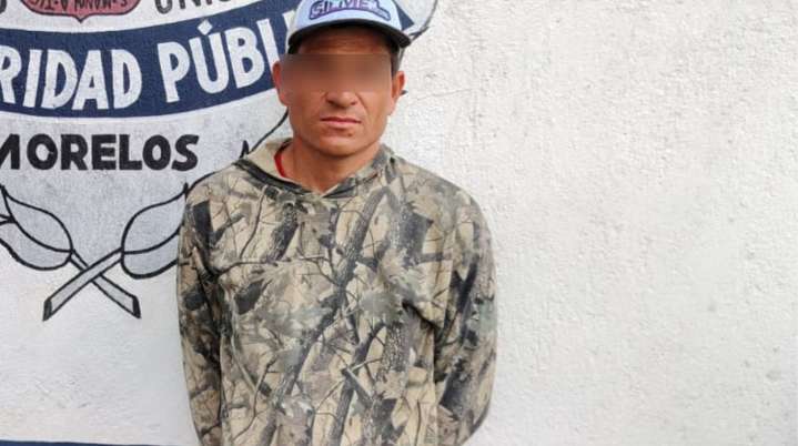 Detienen a hombre en Tepalcingo a bordo de una moto robada