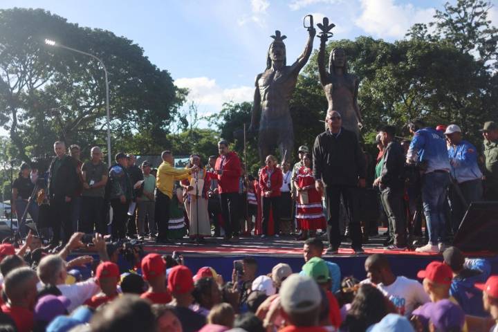 Presidente Maduro impulsa expansión de milicias indígenas tras advertir sobre «amenaza»...