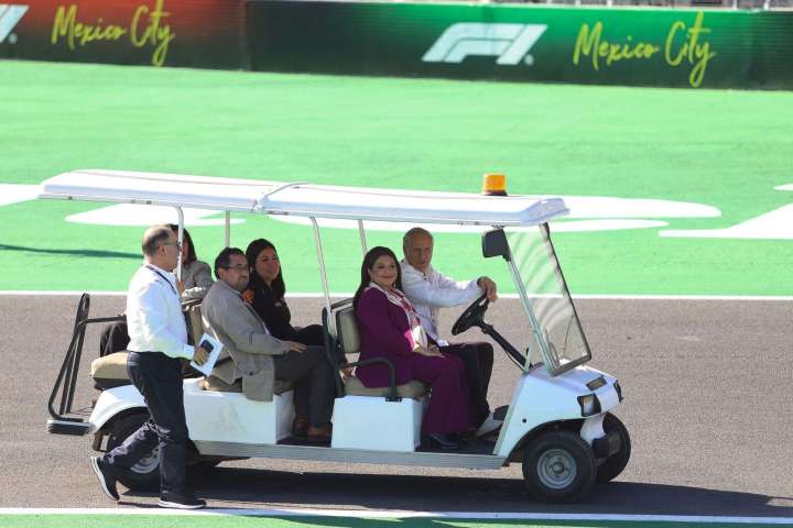 Brugada inaugura el Pabellón de la CDMX y resalta el impacto económico del Gran Premio 2025