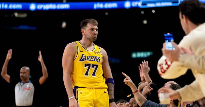 Luka Doncic scores 49 to lead the Lakers to a rout of Timberwolves