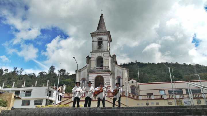 Qué ver en Ubalá: historia, lagunas y la fuerza del Guavio en Cundinamarca