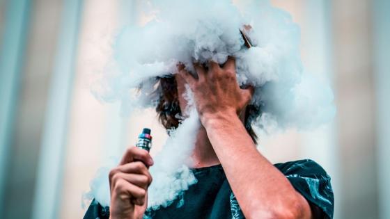 La OMS advierte sobre el uso de cigarrillos electrónicos en jóvenes
