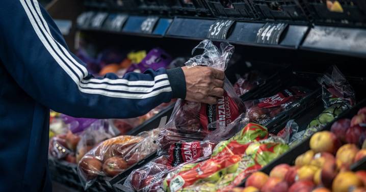 Indispensable cambiar estrategia para reactivar la economía