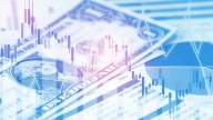 El dólar blue cayó por primera vez en ocho jornadas y se alejó de su récord histórico