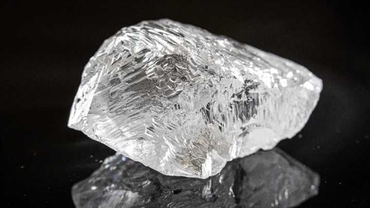 Descubren asombroso diamante de 340 quilates en un remoto yacimiento del planeta