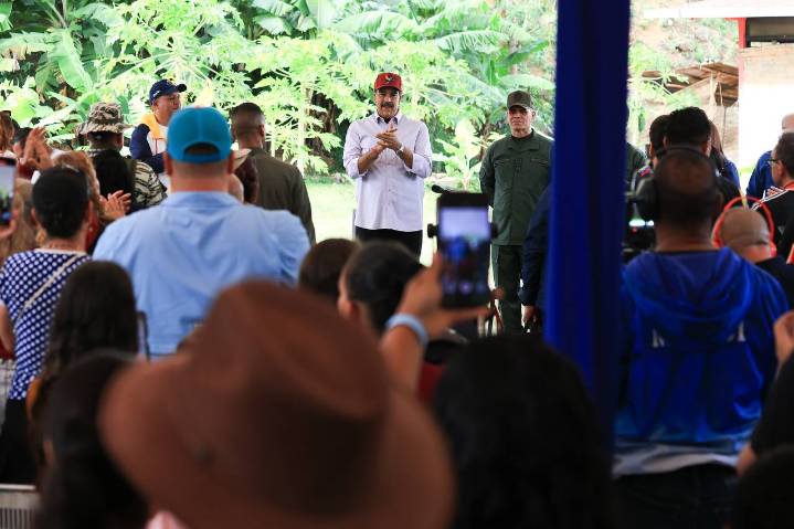 Presidente expresa al pueblo colombiano que solo unidos se conquistará la paz en el Mar Caribe