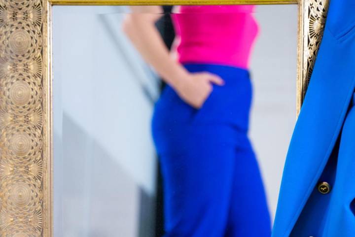 Tu color, tu poder: la estrategia invisible en la imagen profesional