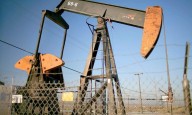 El petróleo de Texas sube un 5,45% tras sanciones de EE.UU. a las grandes petroleras rusas