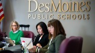 Was Des Moines School Board aware of false claim on Roberts' resume?