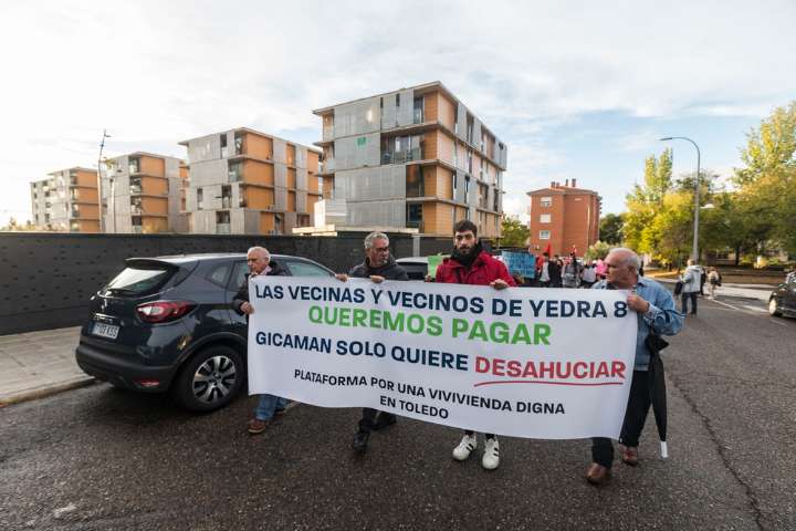 Los vecinos de Río Yedra 8 sopesan tomar medidas «radicales»