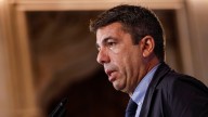 Mazón acompañó a un párking cercano al restaurante a Maribel Vilaplana tras su almuerzo el 29 de octubre