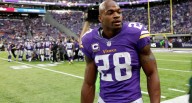 Adrian Peterson arrestado por conducir bajo efectos del alcohol