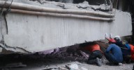 Indonesia school collapse: 91 students remain buried