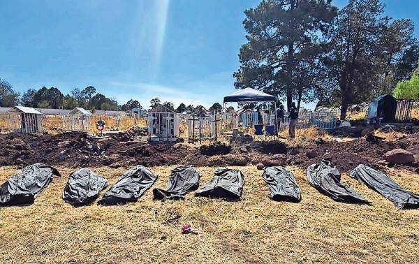 Más de 400 enterrados en narcofosas en 6 años
