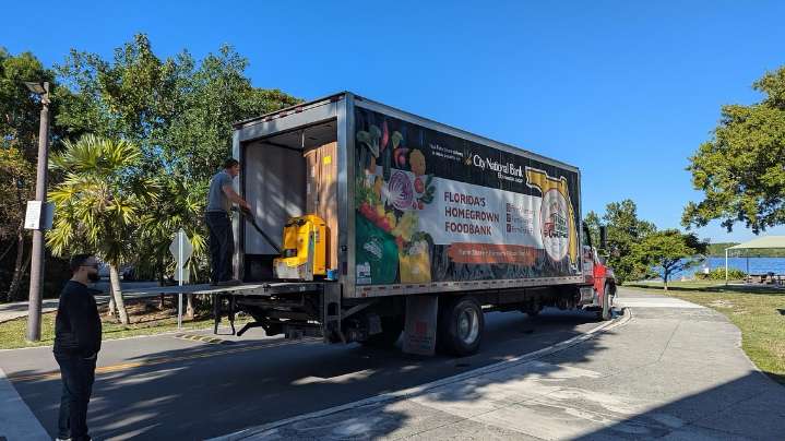 Farm Share to help needy Florida families missing SNAP benefits due to federal shutdown