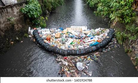 Untreated waste from Industrial Estate Rangreth flowing into flood channel: Govt